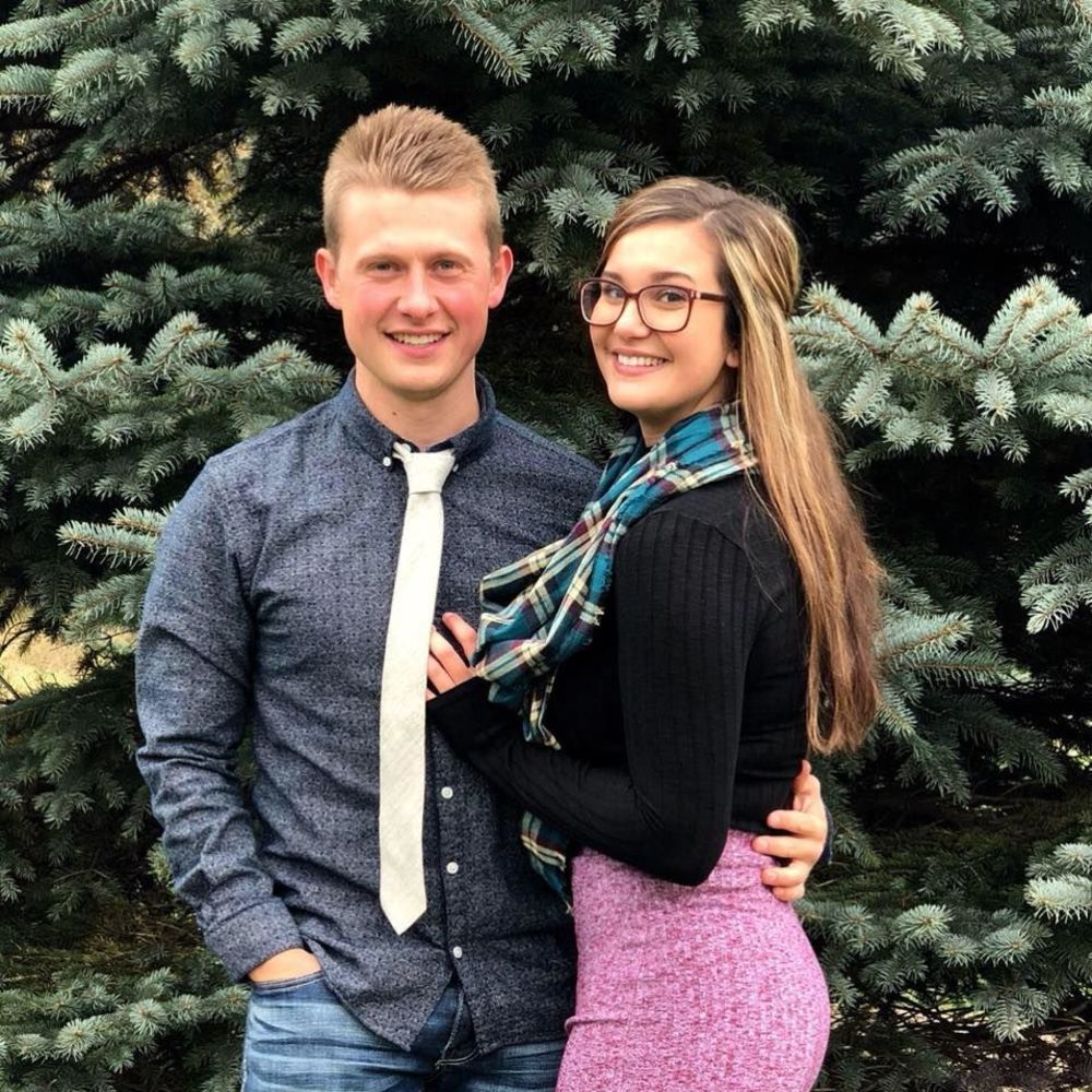 Meet your Posher, Alexis